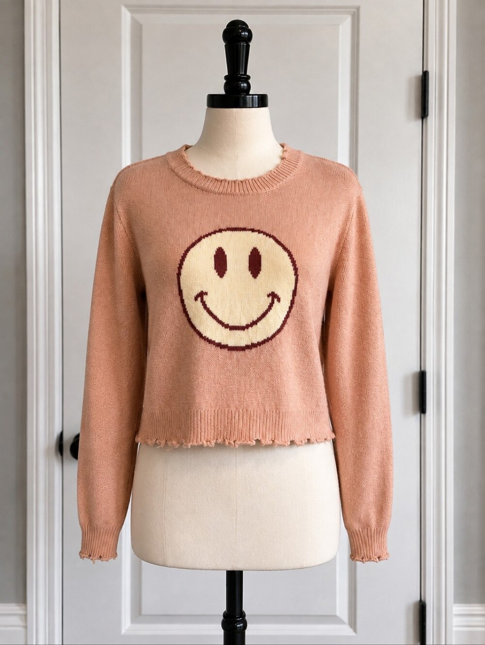Miss Sparkling Smiley Face Distressed Sweater Size Medium Pink Y2K